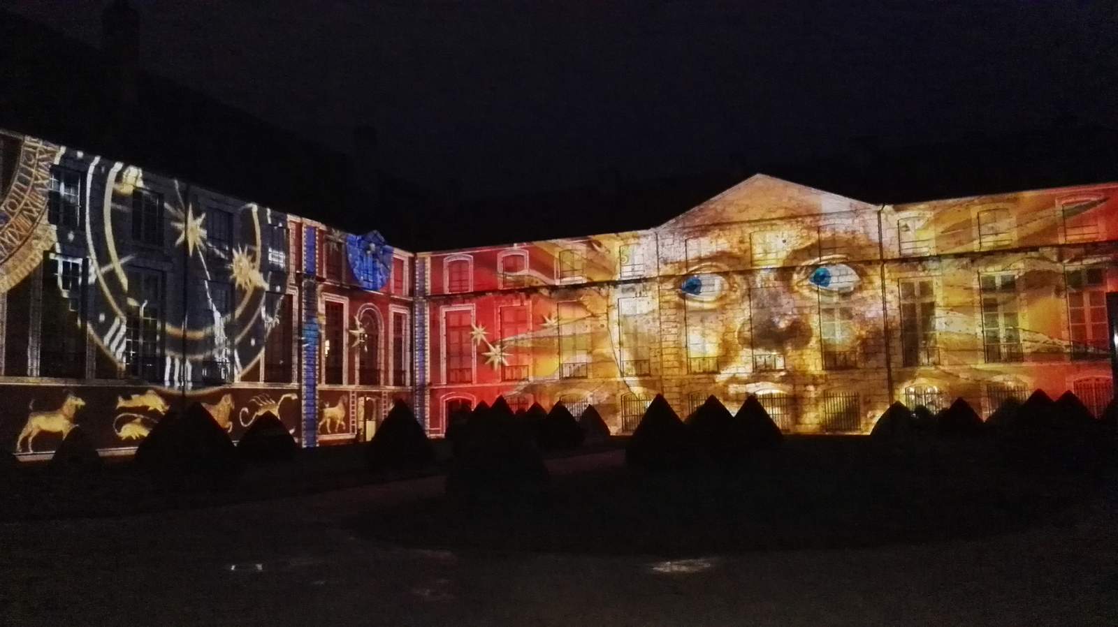 Camping de Chartres  Vivre l'événement Chartres en lumières